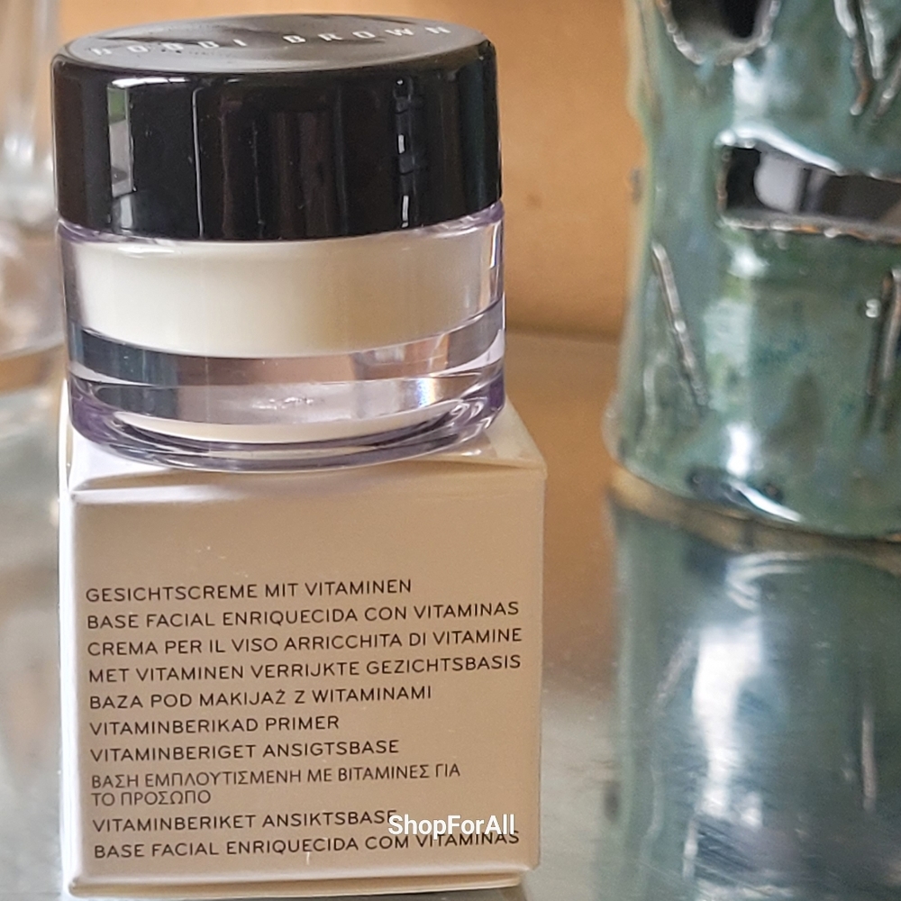 Bobbi Brown - Picture 5 of 6